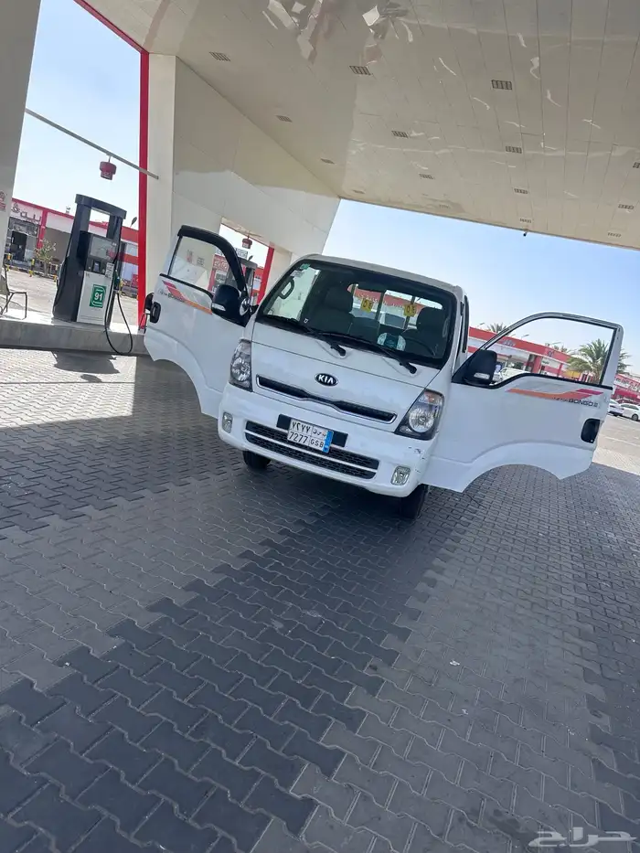 كيا دينا 11