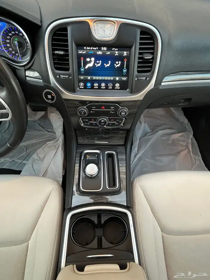 كرايزلر C300 2021 ( ممشى 82 ألف ) 9