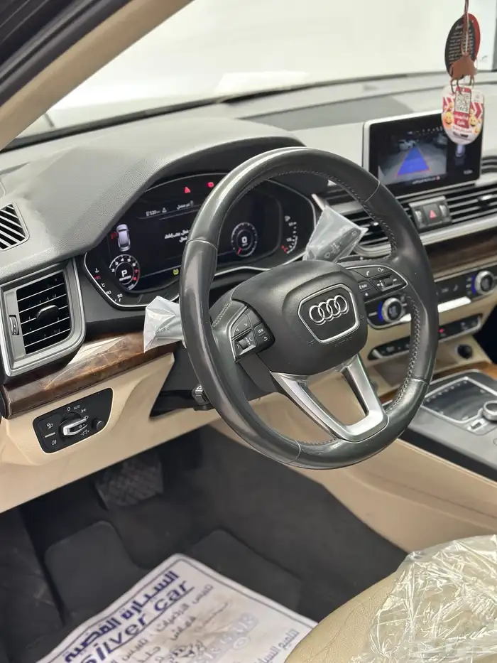 أودى Q5 فل كامل 2018 10