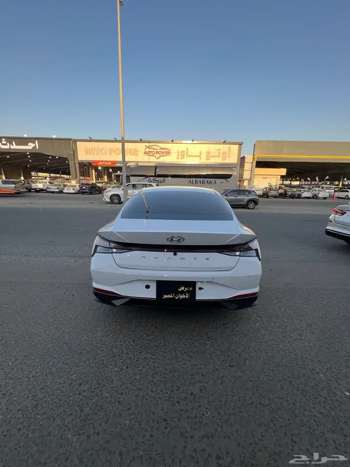 النترا 2021 نص فل 1.6 بنزين بصمه 13