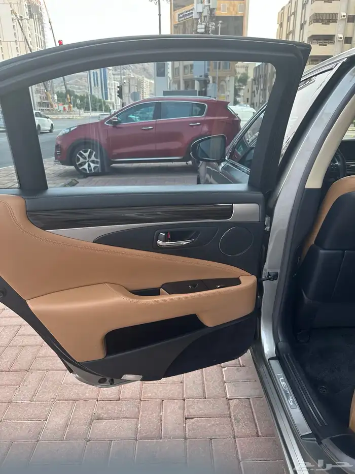 للبيع  لكزس LS460   موديل 2014 11