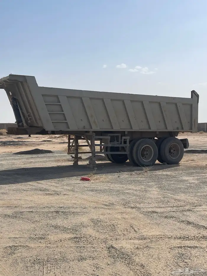 صندوق قلاب مقاس 24جنط صاج 24 نضيف جدا شرط 1