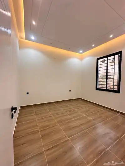 للبيع شقق علويه فاخره وسيعه بسطح خاص ومشب بالمحاله index