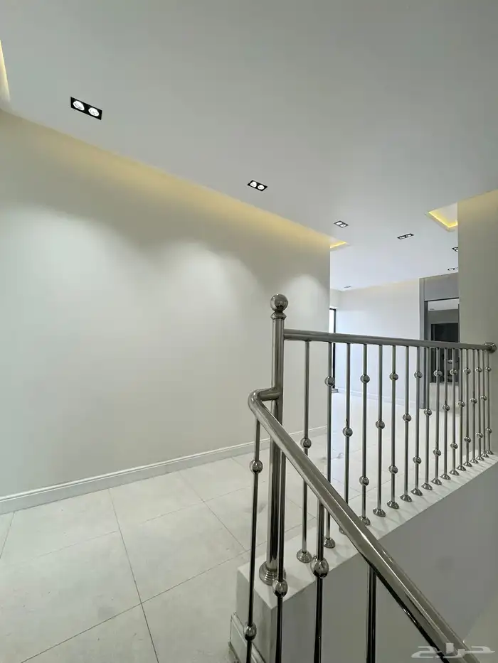 فرصه عقارية ادوار تمليك أبها جوار المطار تصميم كلاسيكي 44