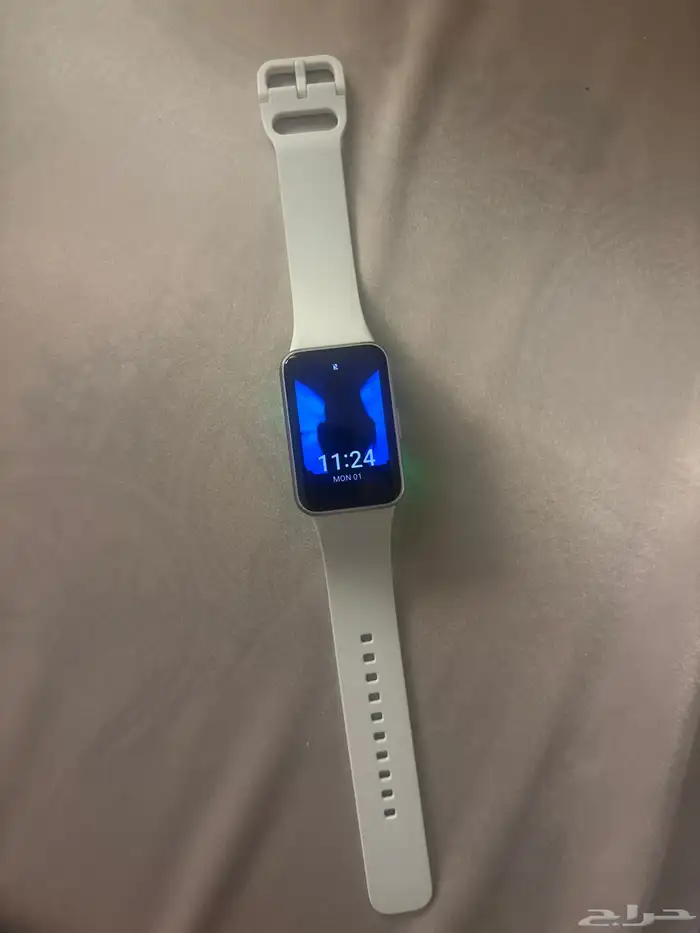 ساعه جالكسي سامسونج Galaxy Fit3 ضمد 0