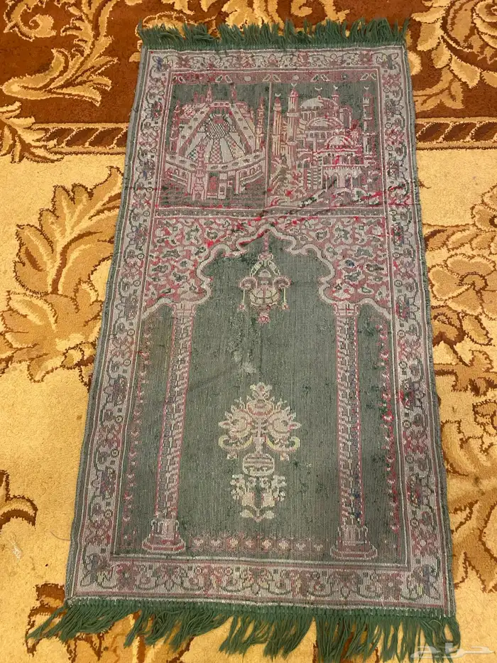 سجادة صلاة قديمه 1