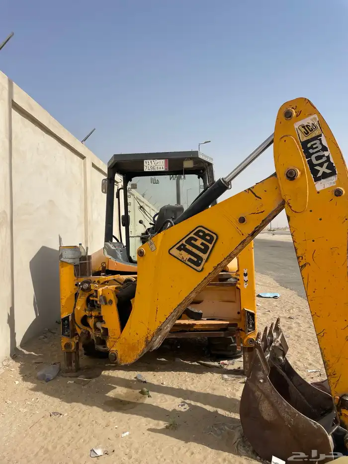 حفارة باكولهودر JCB 2