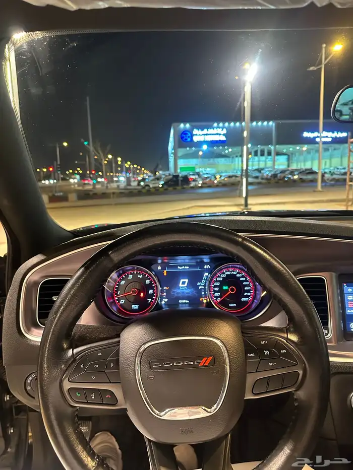 للبيع تشارجر 2021 SXT 9