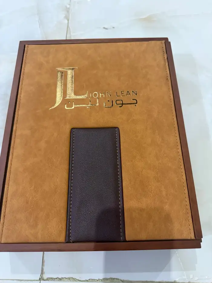 للبيع شماغ البسام جولين مقاس 58 حبه فقط جديده حد 400 ريال 0