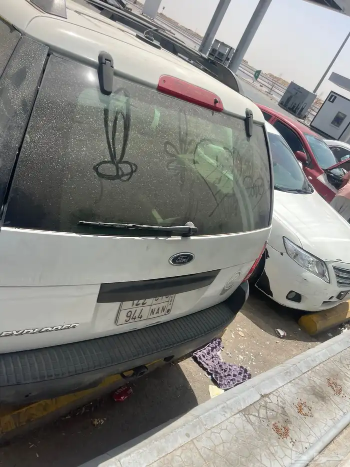 فورد اكسبلورر 2005 2