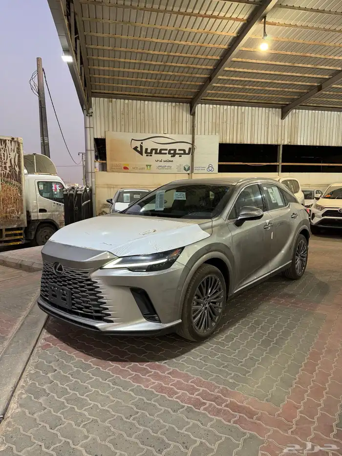 لكزس RX350 فئة BB بنزين 2025 0