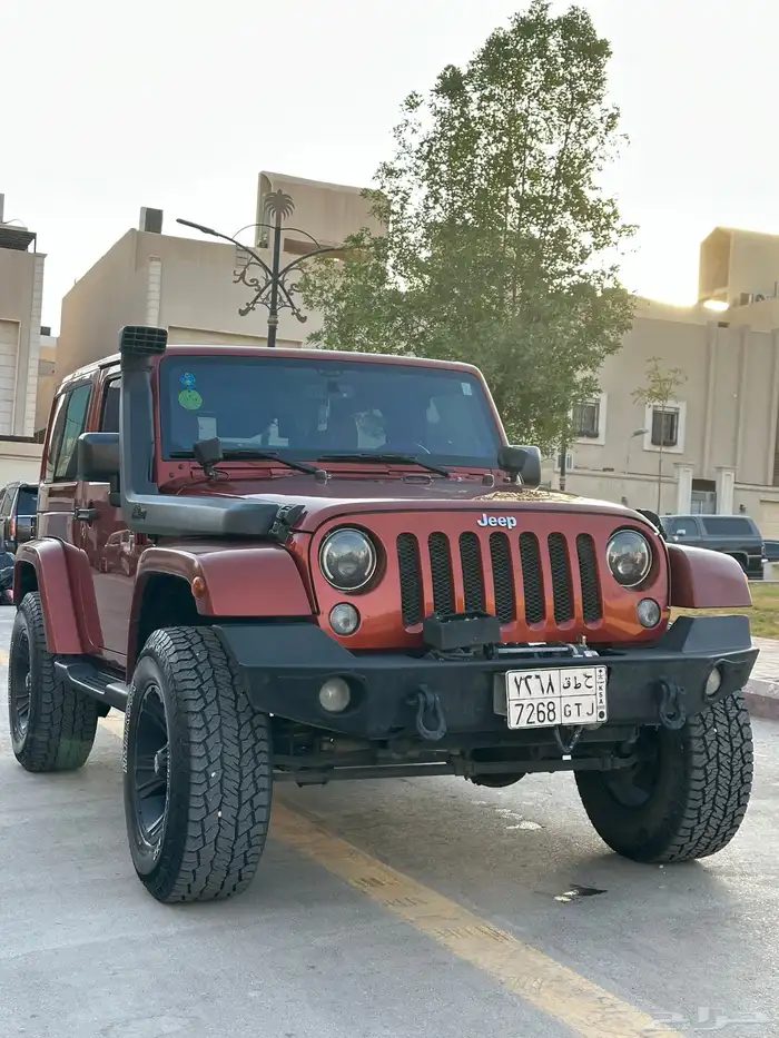 للبيع رانجلر نظيف جدا  ممشى 157 ألف فقط بدي بلد 3