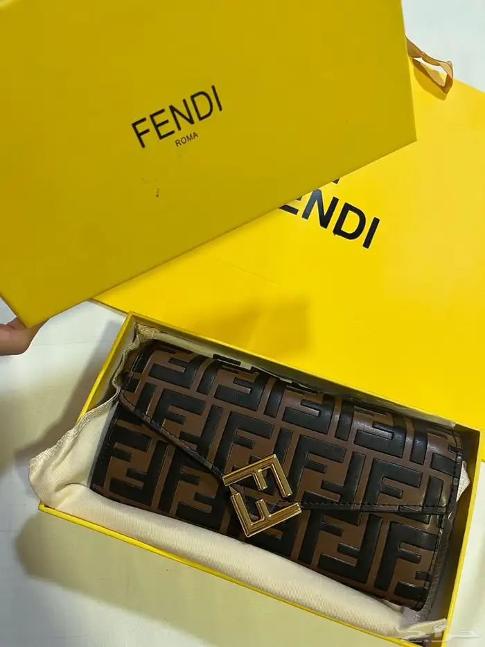 شنطة فندي ماستر طبق الاصل 5