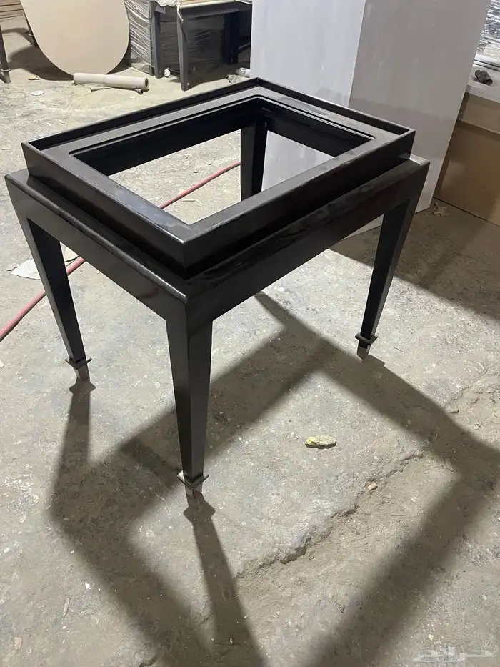 طاولات تفصيل حسب طلب 40