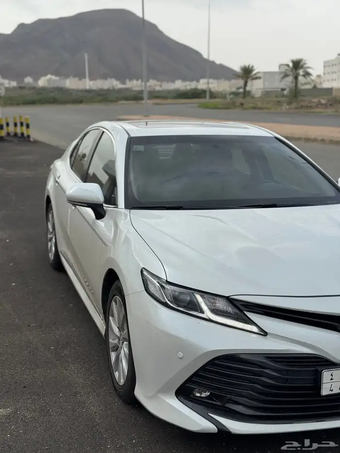كامري 2020 GLE فل كامل سعودي 4
