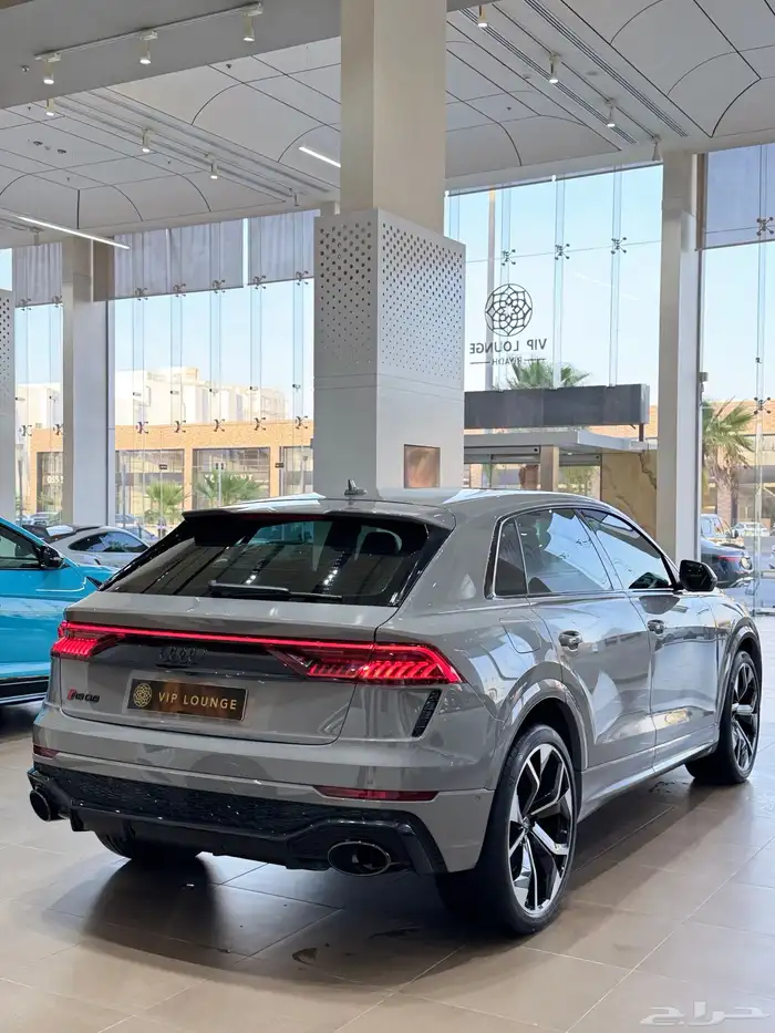 اودي Q8RS 6