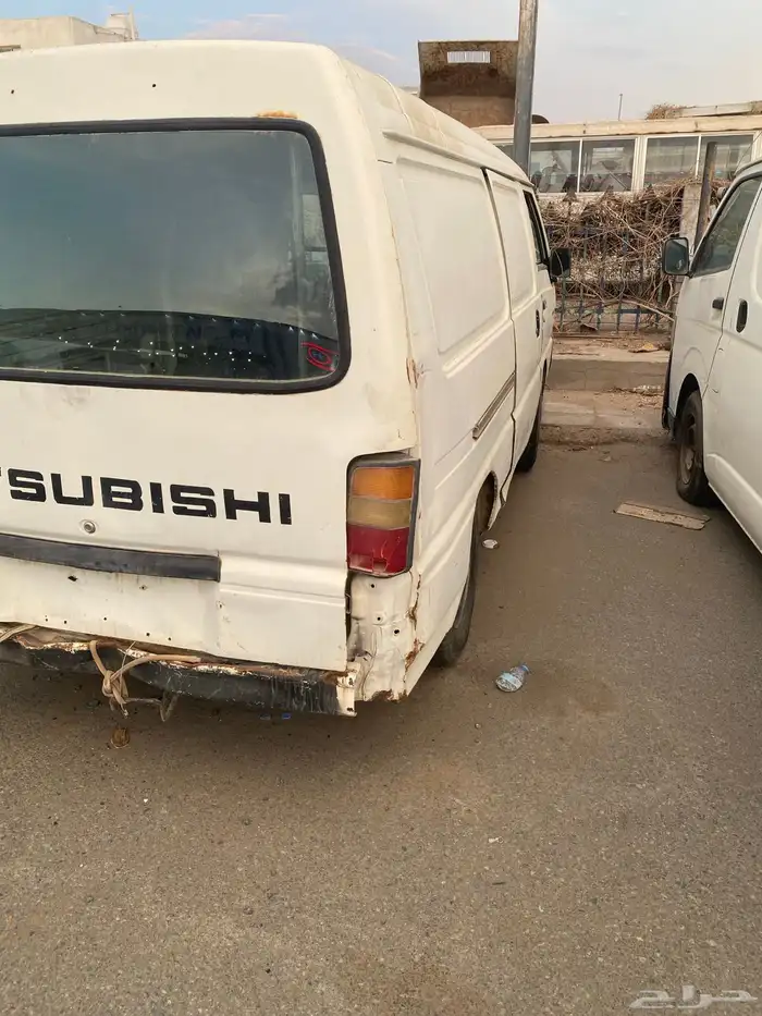 باص مسيتوبيشي 2007 ديزل 7