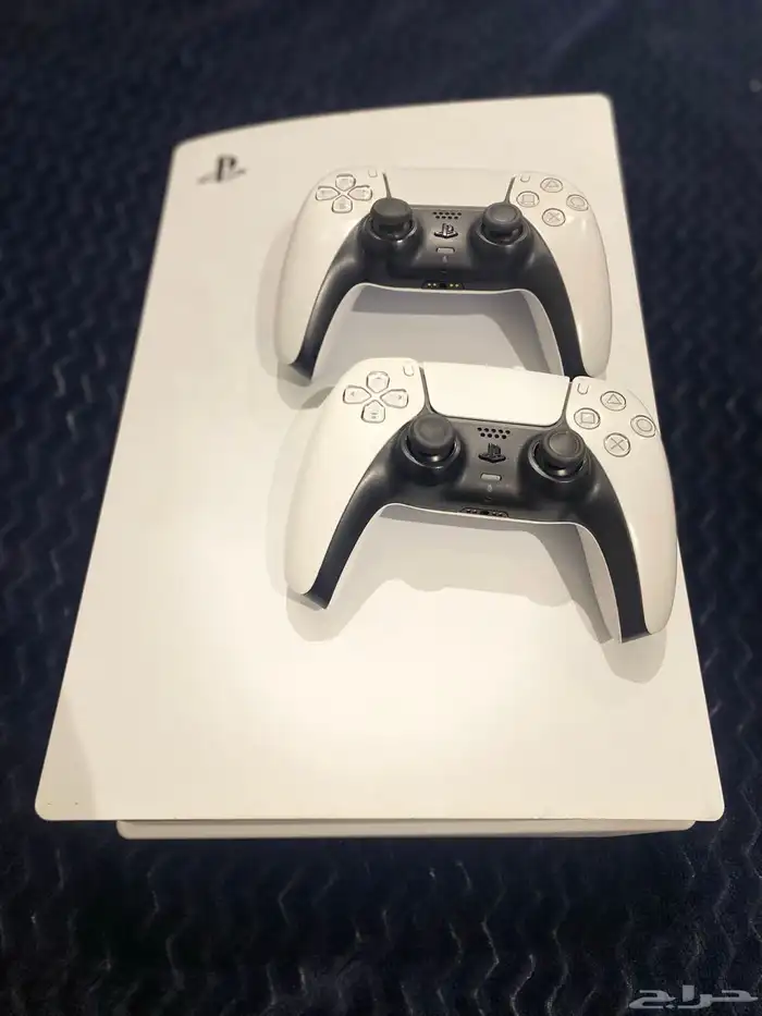 سوني 5 للبيع نسخه CD 2