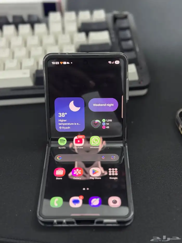 جوال سامسونق GALAXY Z FLIP 7 4
