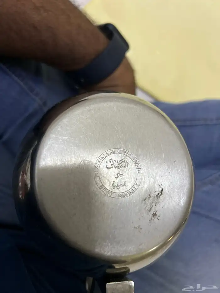 دلة العساف مع اغراض عزبة قهوه وشاهي وطبخ 8