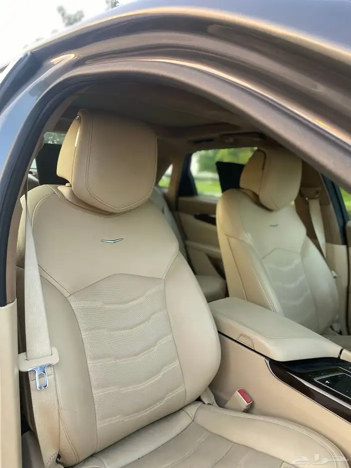 للبيع كاديلاك CT6 موديل 2018 21