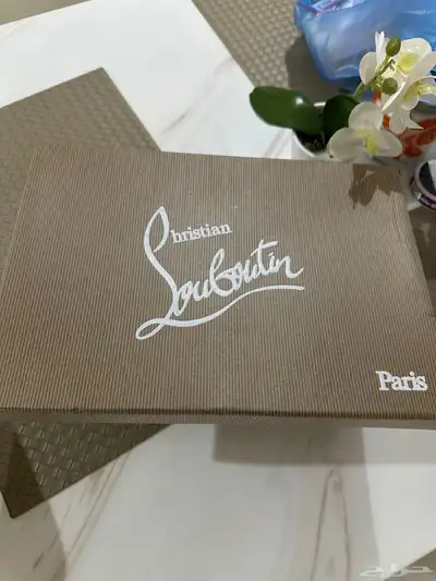 كعب نوع Christian louboutin مقاس 39 index