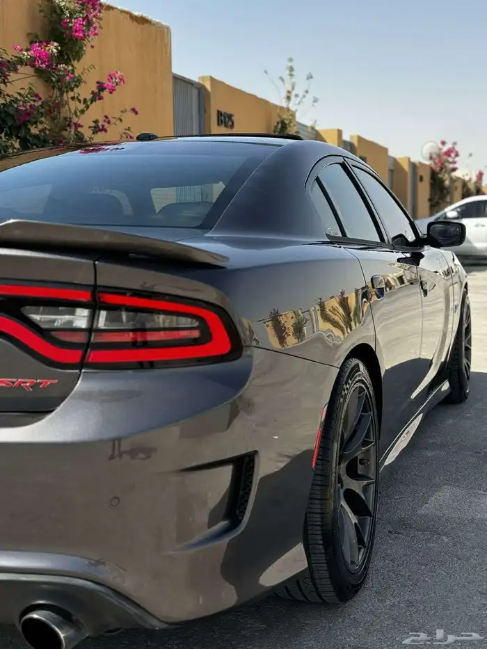 شارجر srt6.4 2107 1