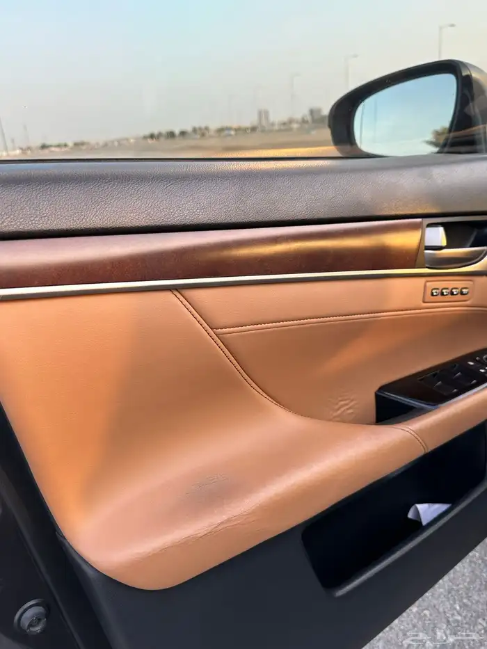 لكزس GS 350 2015 10