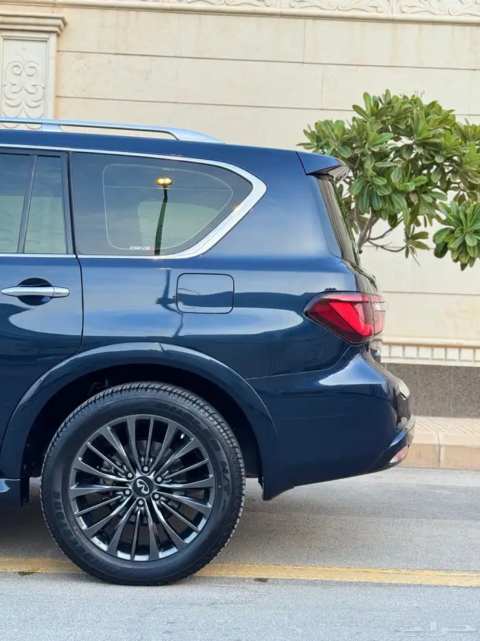 انفنتي QX80 2022 6