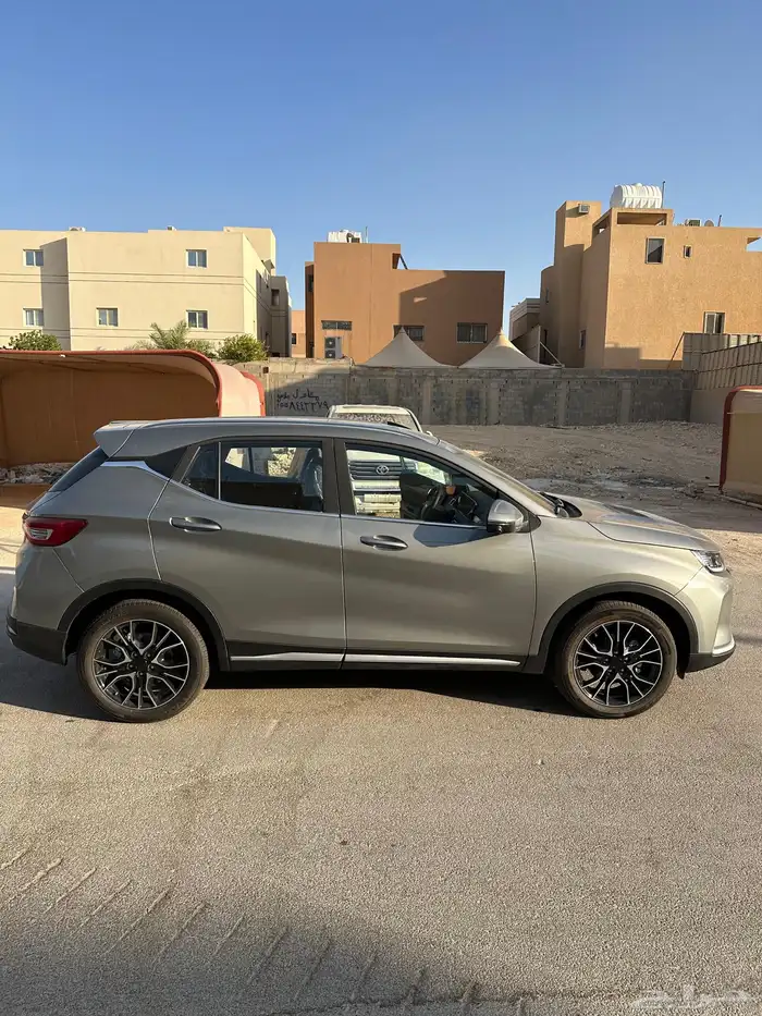 جيتور X50 2025 13