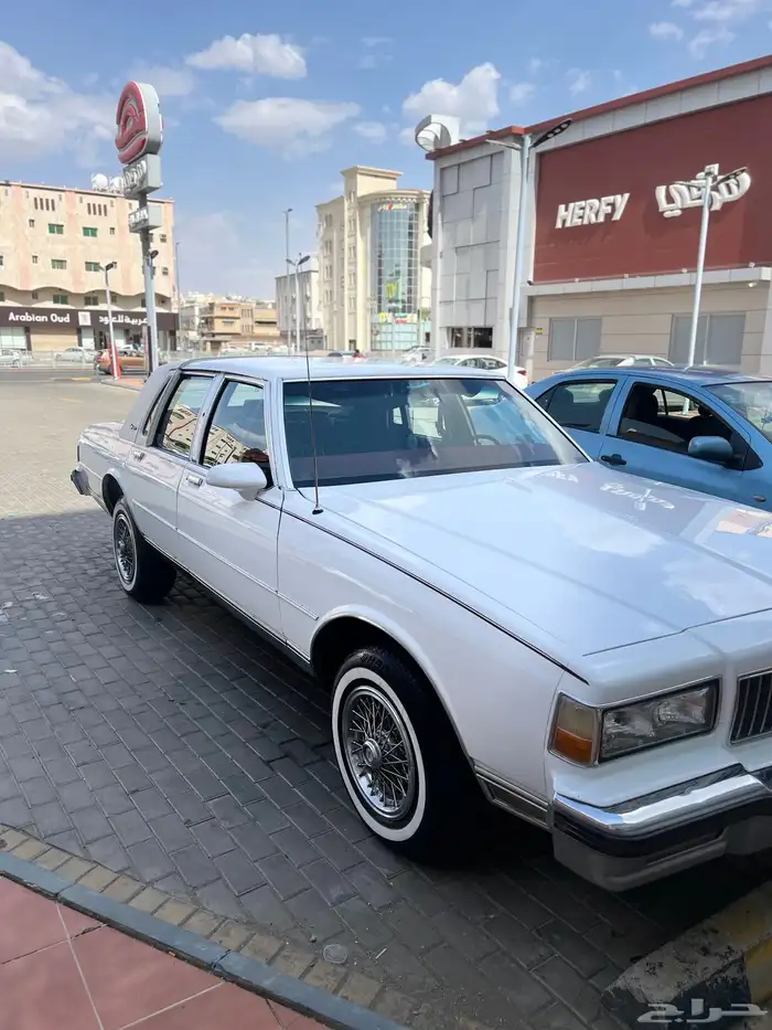 للبيع كابرس موديل 1987 0