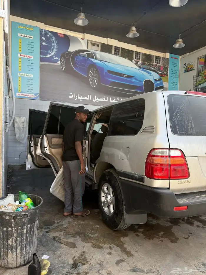 لاندكلوزر 2002 1