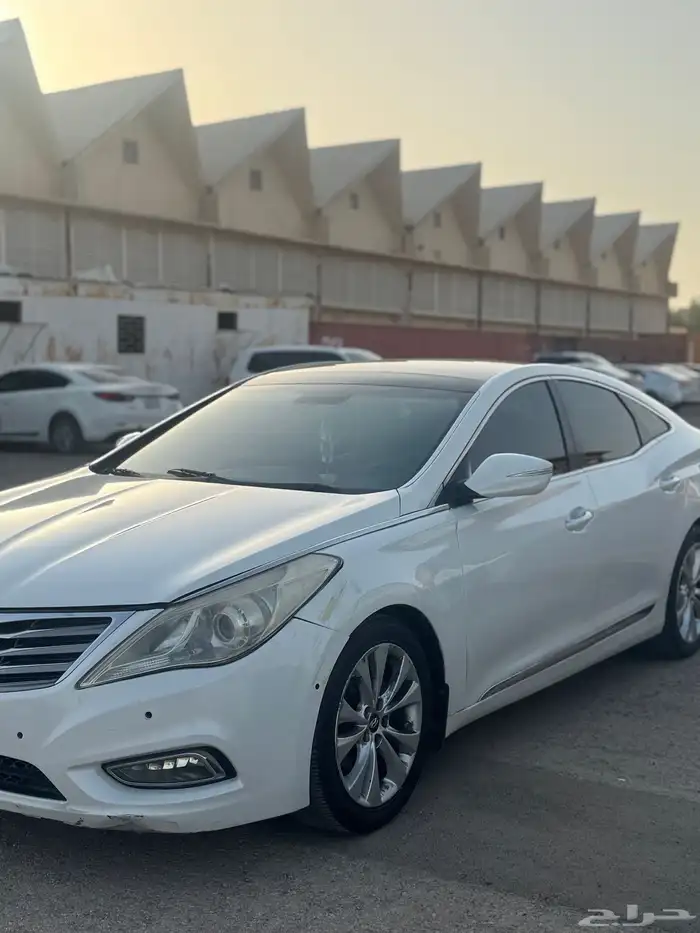 سياره ازيرا 2014 نص فل 1