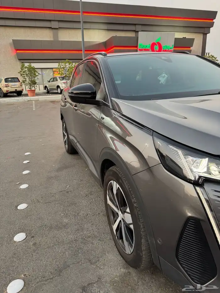 بيجو 3008 فل كامل GT Black edition 3