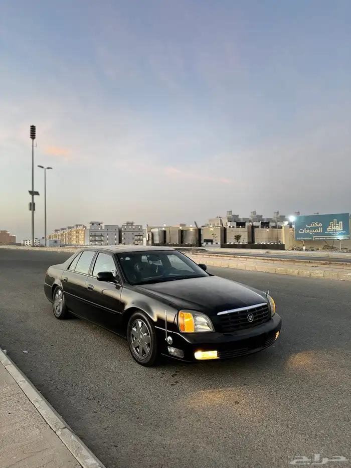 كاديلاك DTS 2005 23