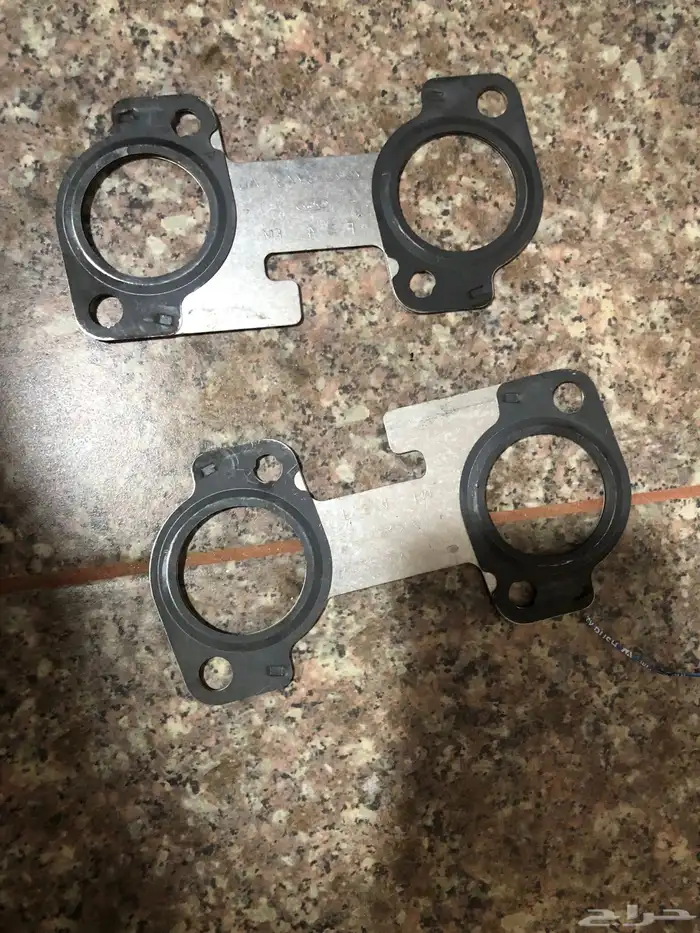 للبيع قطع غيار فورد 6