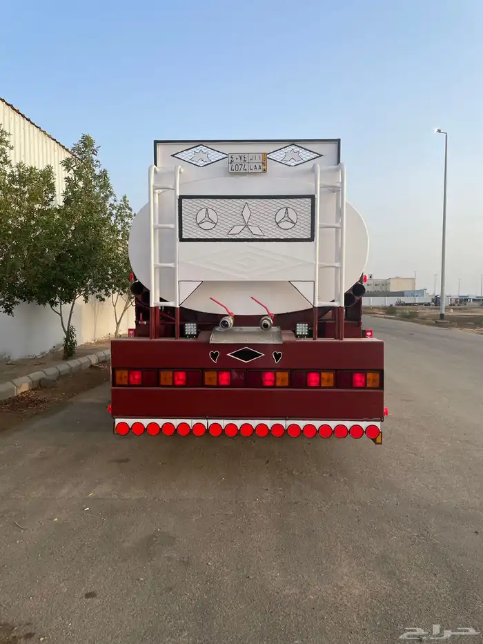 وايت مرسيدس 1982 0