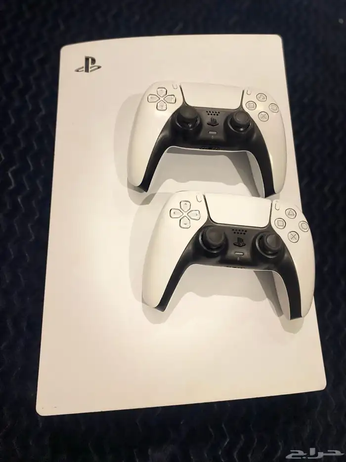 سوني 5 للبيع نسخه CD 1