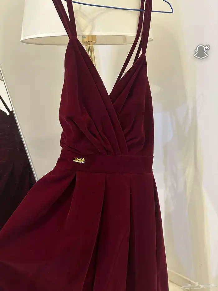 فستان لون الهبه برغندي 0