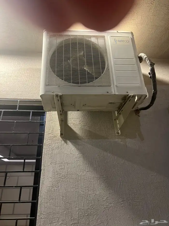 مكيف اسبلت ماتكو طن ونص بحاله جيده 3