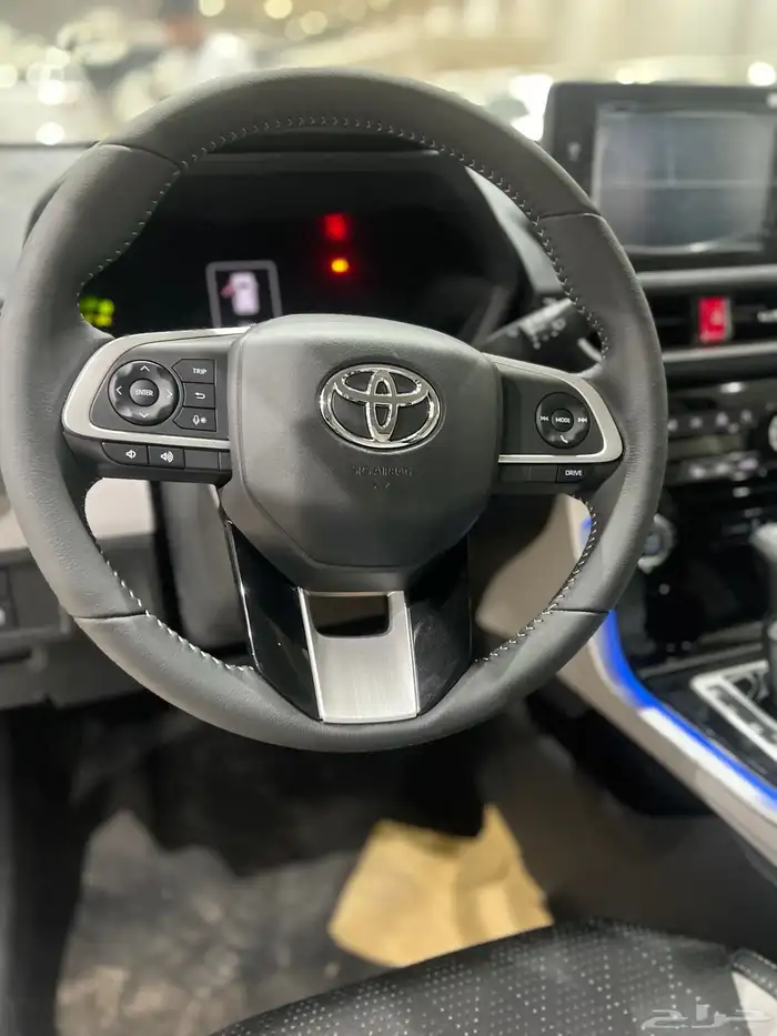 تويوتا فيلوز GLX 2025 وارد سعودي 9