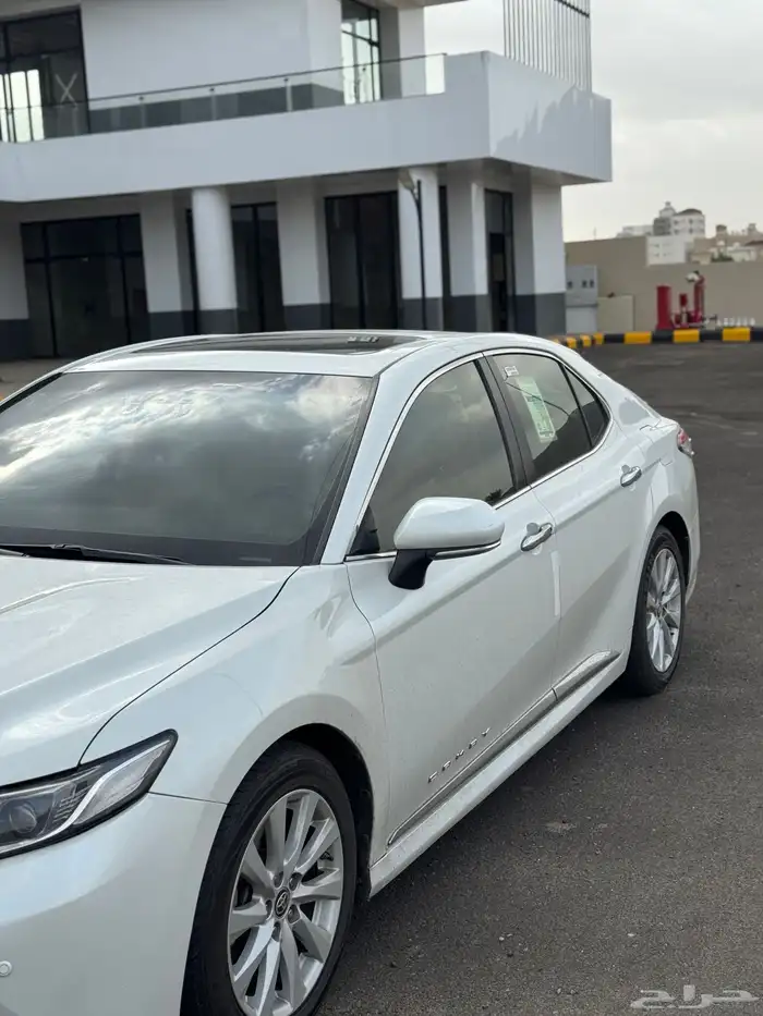 كامري 2020 GLE فل كامل سعودي 0