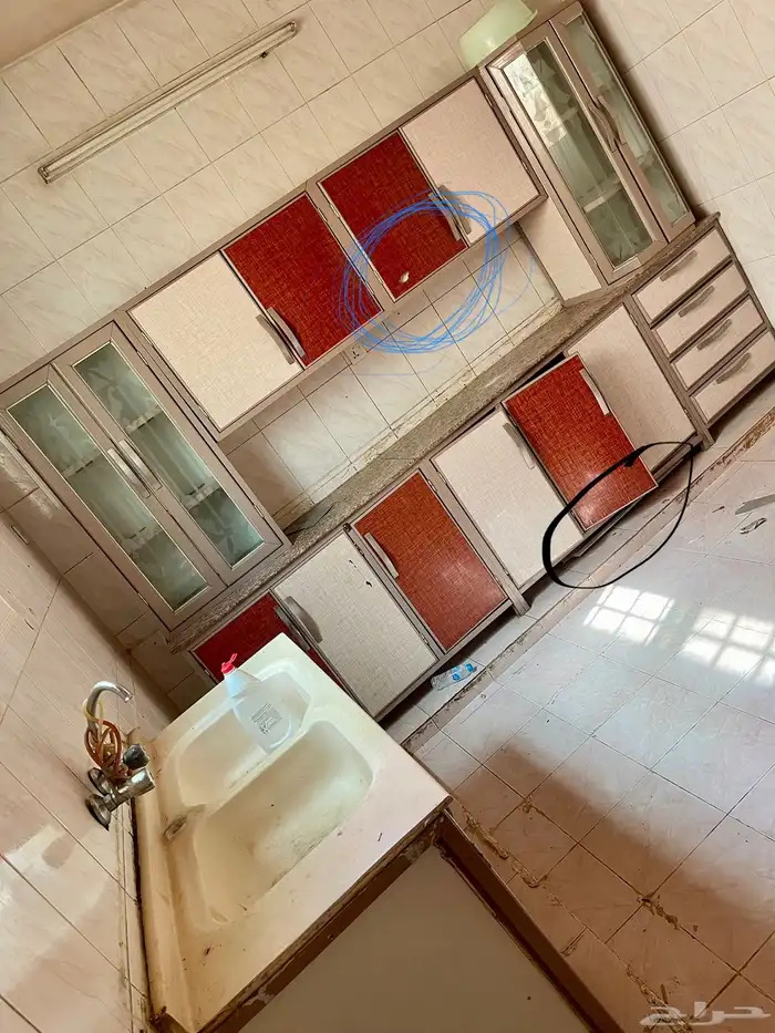 شاشه تلفزيون -فرن-مطبخ-غرفه نوم- غساله واثاث 25