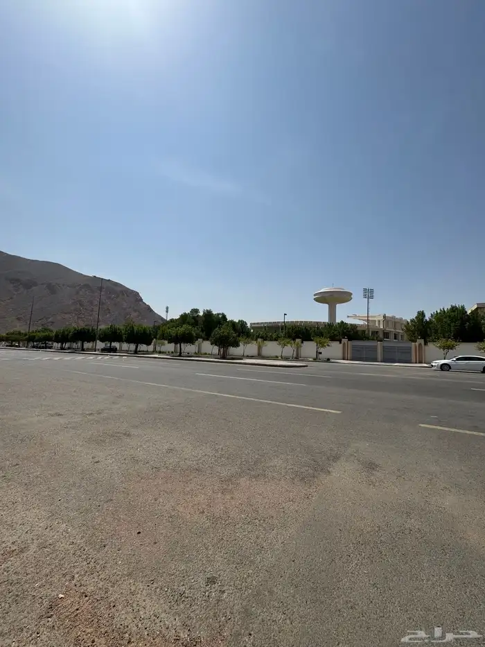 محلات تجارية للايجار اربع فتحات 12
