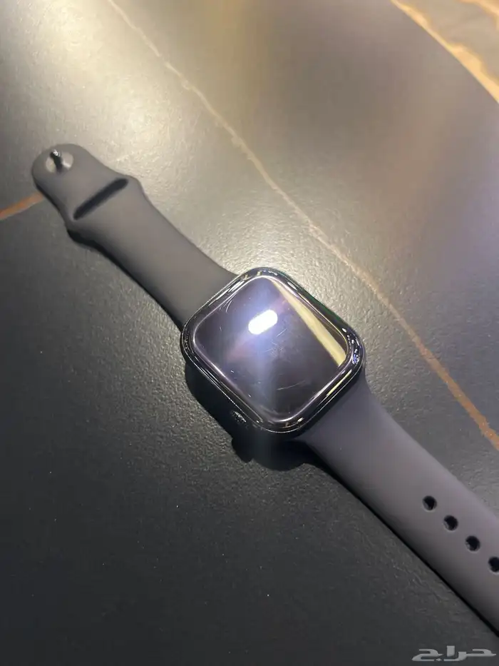 ساعه ابل 10 0