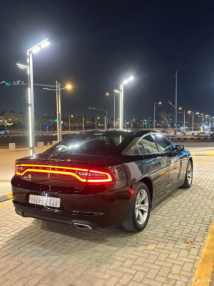 للبيع تشارجر 2021 SXT 4