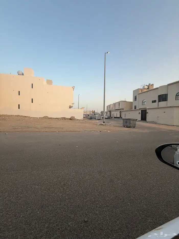 للبيع ارض في مخطط النبلاء م267 على شارعين 16م شمالي غربي 2