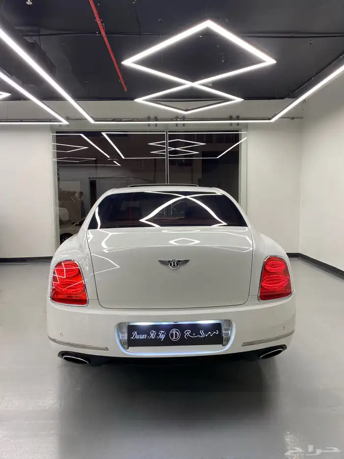 بنتلي فلاينج سبير V12 4