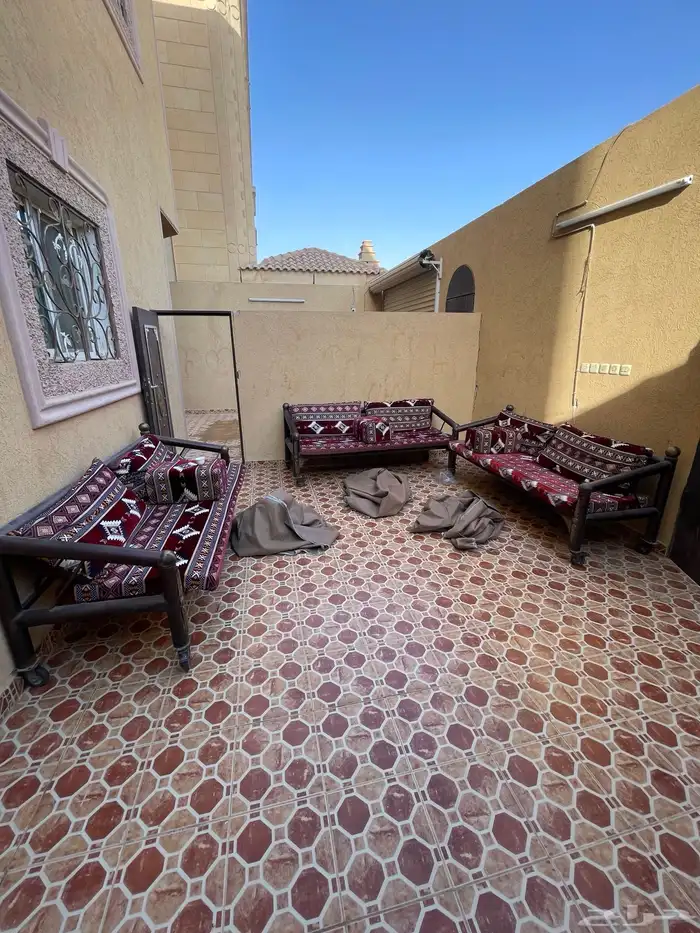 تكايات حديد جلسات خارجيه 0