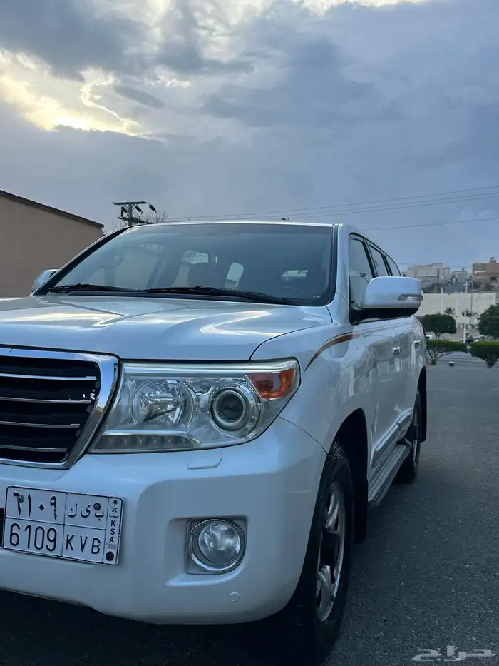 لاندكروزر 2013 8